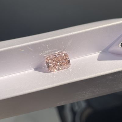 인공 실험실에서 자란 분홍색 CVD 다이아몬드 반사형 1.5ct-1.99ct