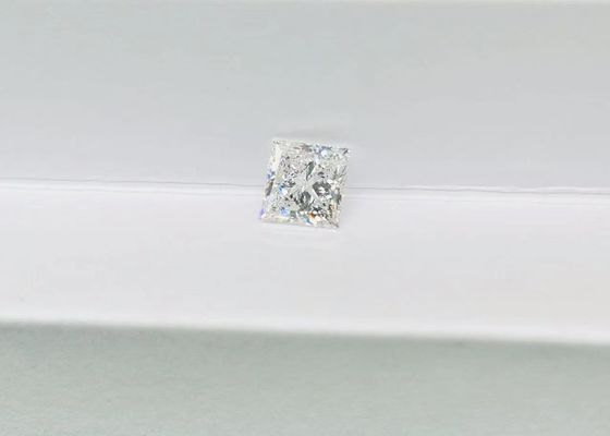 IGI 인증을 받은 느슨한 큰 돌 4ct CVD 합성 실험실 자란 흰 다이아몬드 우수한 절단