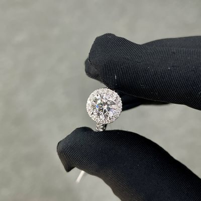 실험실에서 자란 다이아몬드 반지 CVD 1.006ct DEF VVS 원형의 흰 다이아몬드 반지